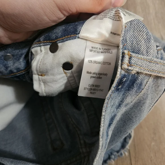 AGOLDE Riley High Rise Denim Shorts - Picture 2 of 11